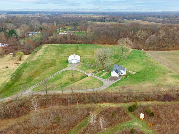 5th image of 12215 Crossman Rd