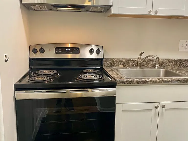 2600 Le Blanc Ct — Photo 8