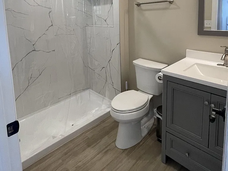 1214 NE Central Ave — Photo 14