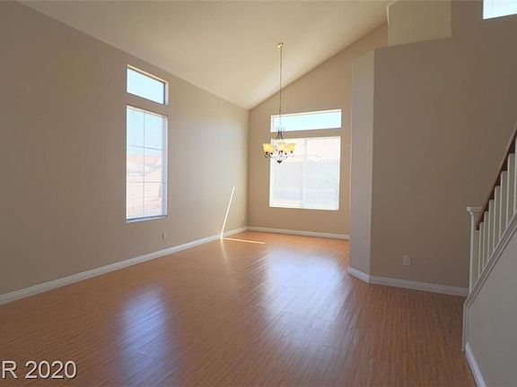 3rd image of 7877 Bonaventure Dr
