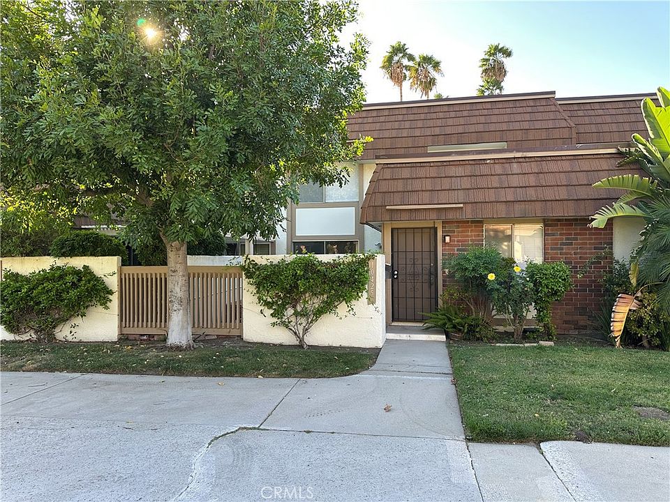 1st image of 10425 Larwin Ave