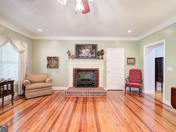 4th image of 1180 Hall Station Rd NW
