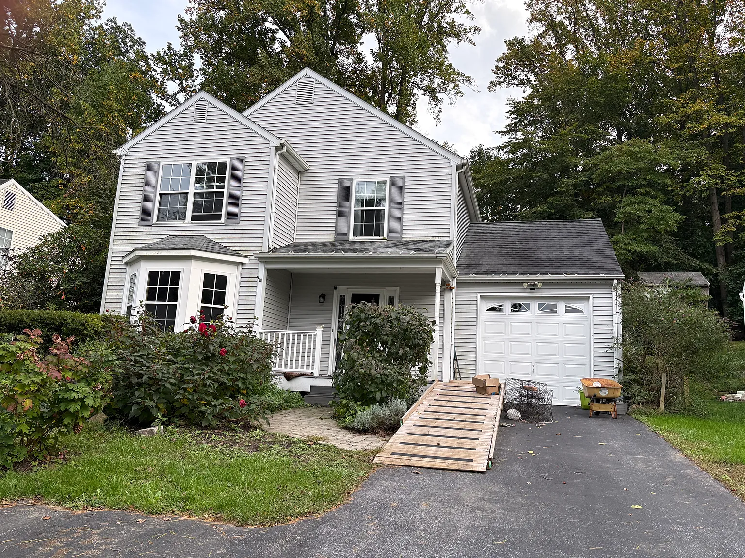 3 bed, 1388 sqft, $3,000 — Photo 1