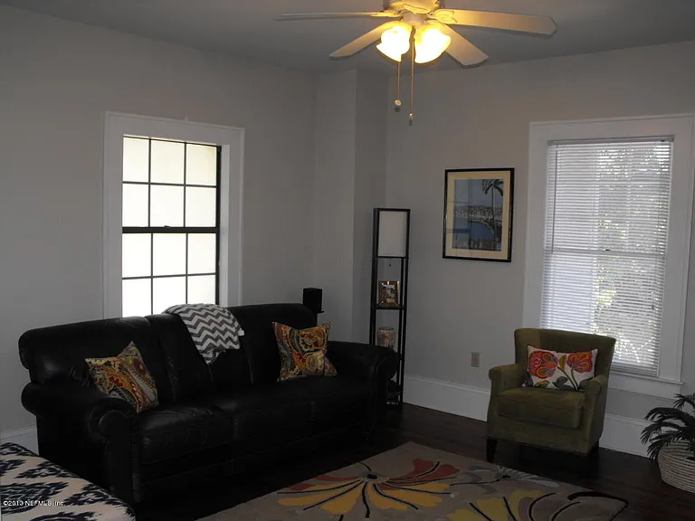 756 Stockton St — Photo 11