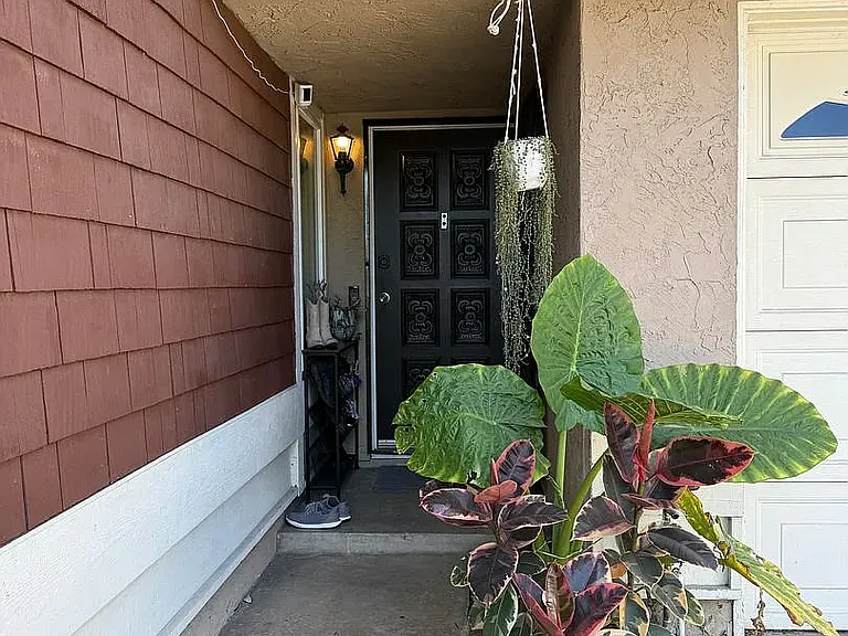 2368 Fulham Way — Photo 2
