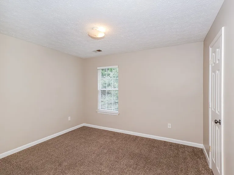 501 Saint Charles Ave — Photo 13