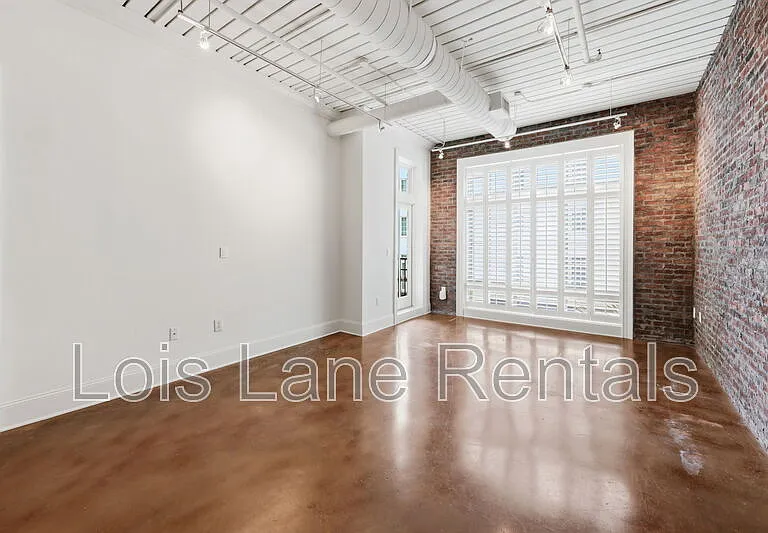 175 Concord St #204-1 — Photo 1