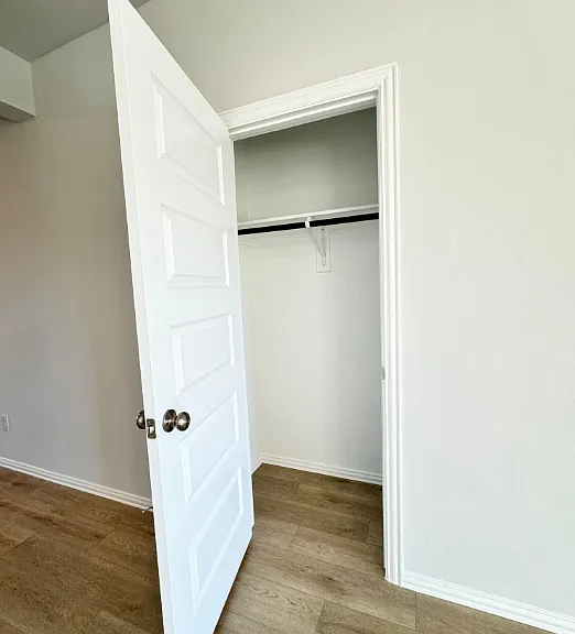 3300 Kingdom Dr — Photo 5