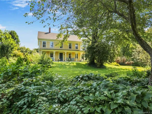 22 Harrisville Road, Pomfret, CT 06259