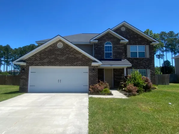 107 Powers Dr, Midway, GA 31320