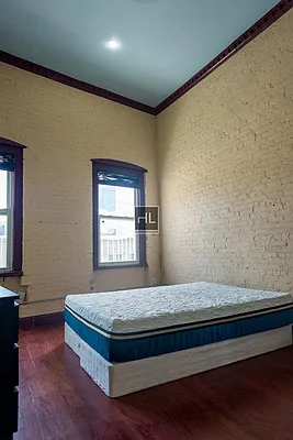 Rented by Highline Residential | media 47