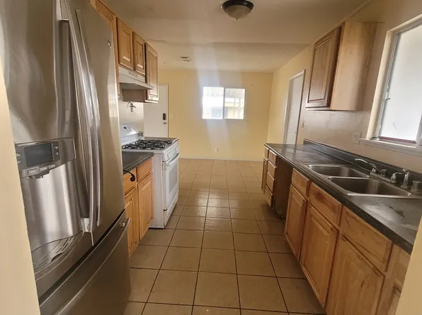 103 Kola St, Henderson, NV 89015