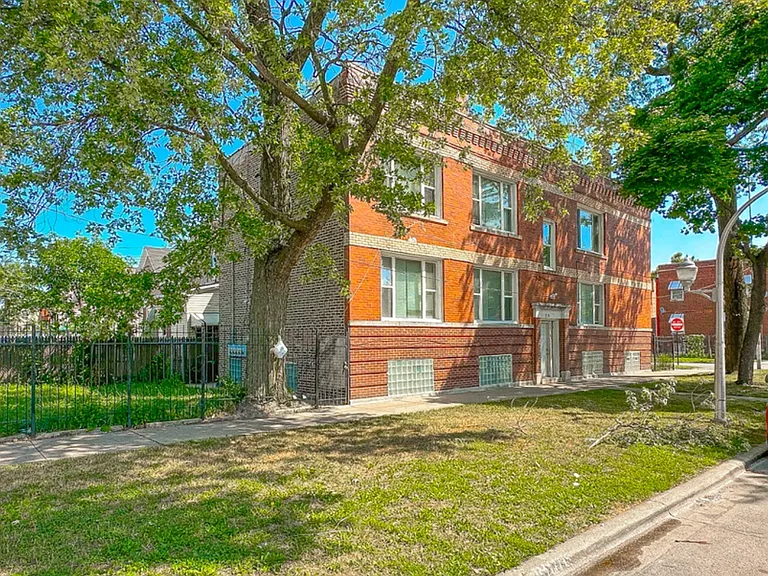 3436 W Huron St #2W — Photo 3