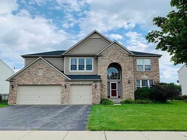 18847 W Chatham Way, Lake Villa, IL 60046