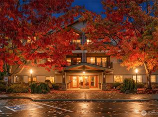 360 Knechtel Way UNIT 307, Bainbridge Island, WA 98110