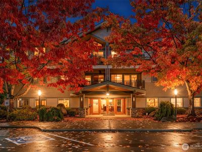 360 Knechtel Way NE #307, Bainbridge Island, WA, 98110