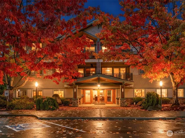360 Knechtel Way NE #307, Bainbridge Island, WA 98110