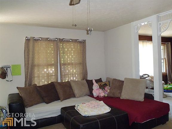5th image of 76 Sidney Lanier Dr
