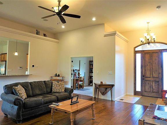 4th image of 2119 Canyon Wren Ct