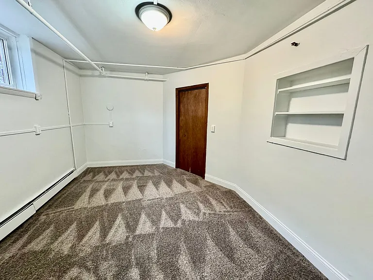 604 Pearl St — Photo 14