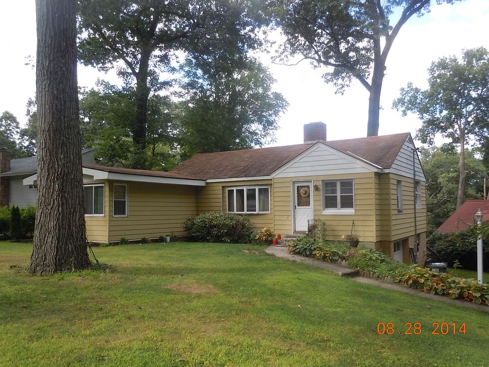 1st image of 3 Hilltop Ave