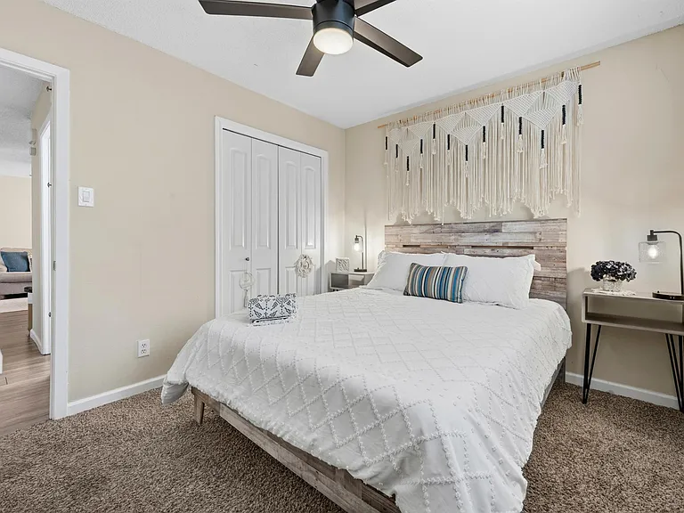 11301 Oakwood Dr #A — Photo 16