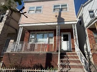 129 W 20th St FLOOR 2, Bayonne, NJ 07002
