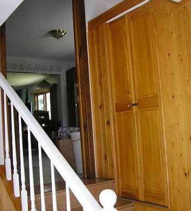 Back Entry with Storage