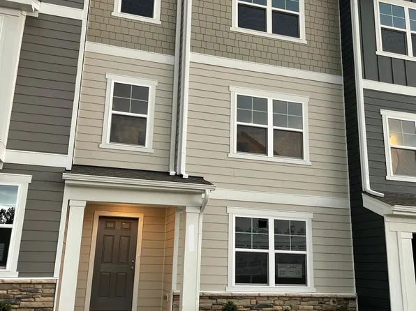 5243 Forsyth Park St, Raleigh, NC 27616