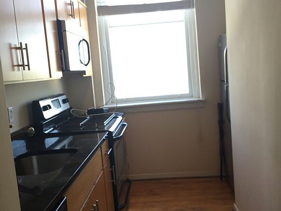 5th image of 700 N 2nd St #302
