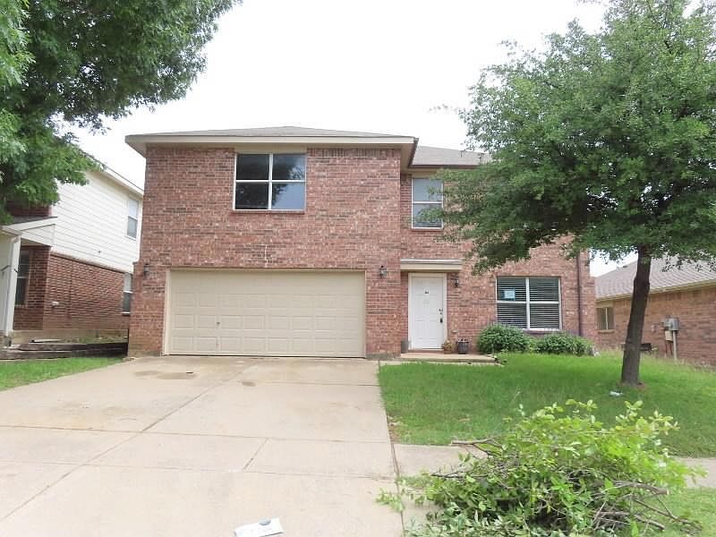 1st image of 4817 Trail Hollow Dr
