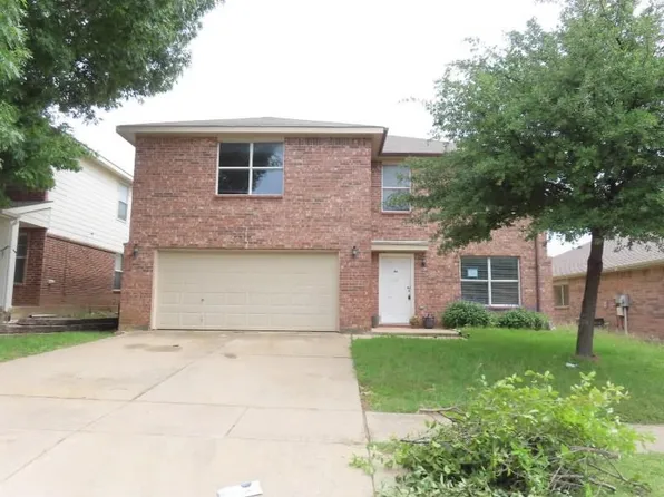 4817 Trail Hollow Dr, Fort Worth, TX 76244