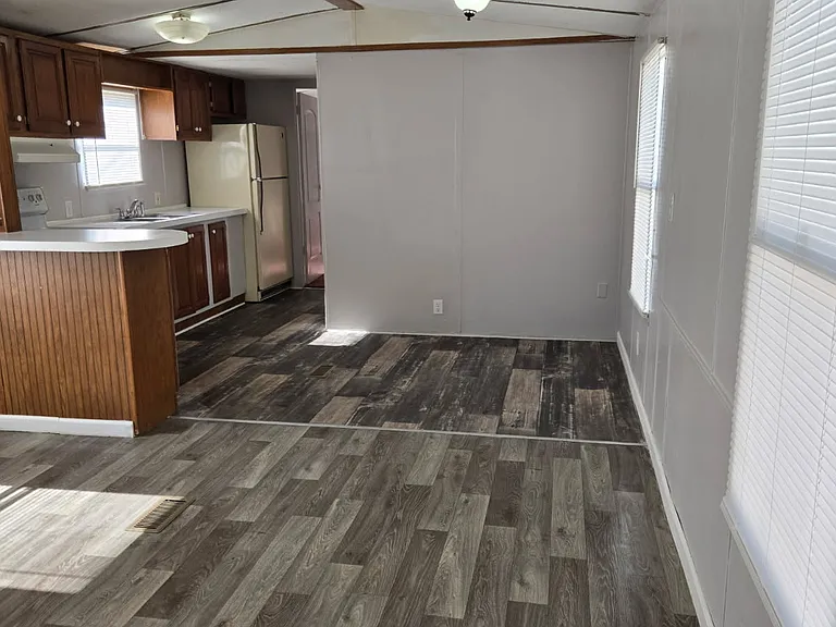 3180 S Lee Hwy SW — Photo 4
