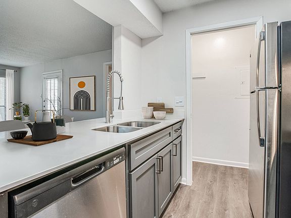 4th image of 123 Wilson Creek Blvd #115