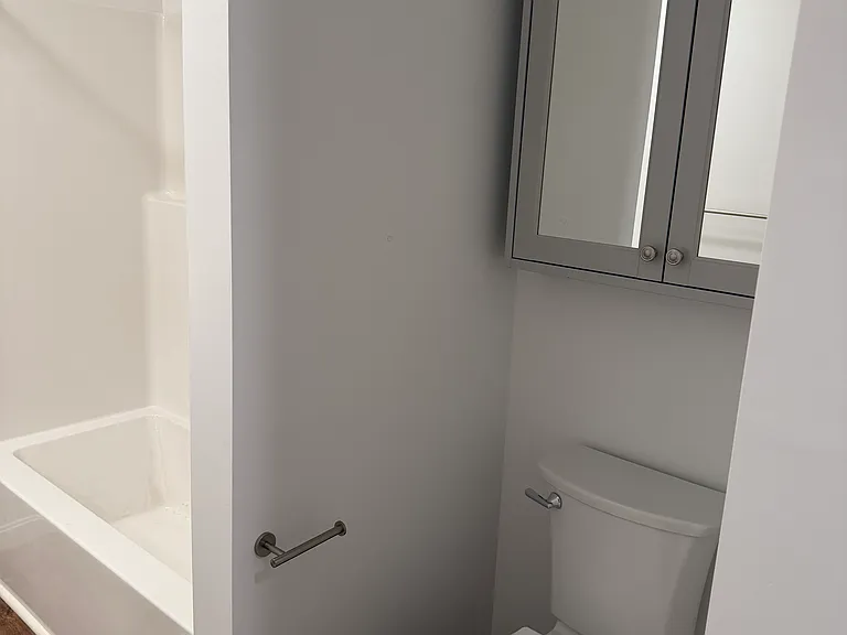 1916 Post Rd #1 — Photo 12