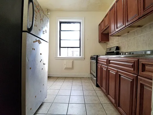 Rented by BRICK & GALO REALTY CORP | media 7