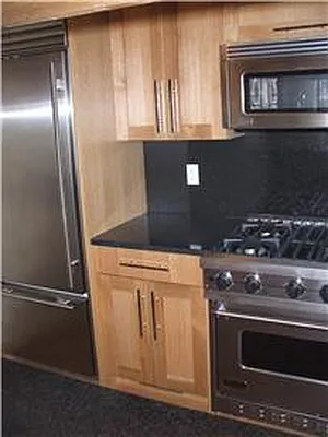 Rented by 212 Consulting Corp | media 40