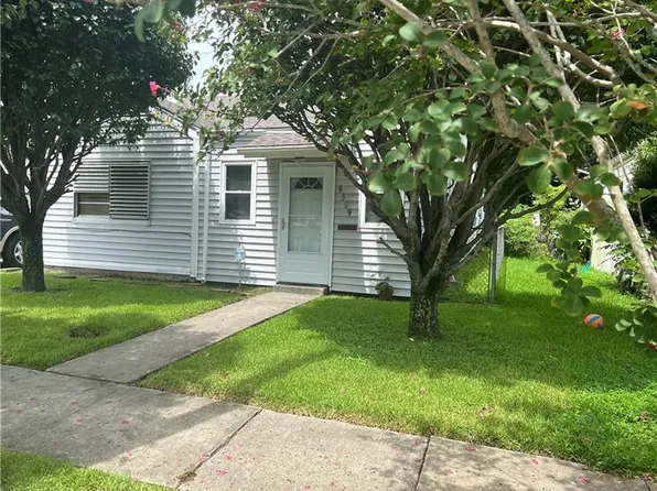 9509 Stroelitz St, New Orleans, LA 70118