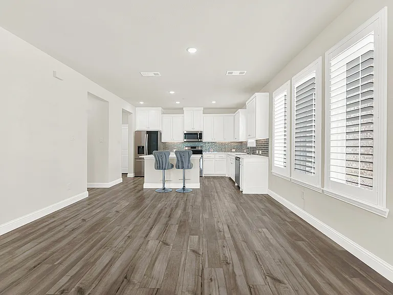 8993 Swallowtail St — Photo 6