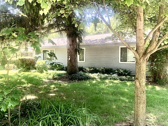 4th image of 2912 64th St