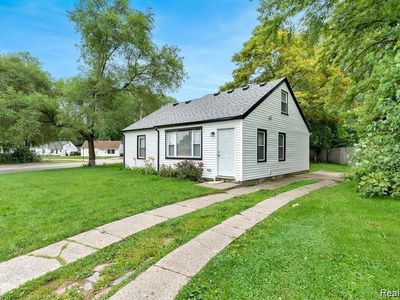 12701 W Nine Mile Rd, Oak Park, MI, 48237