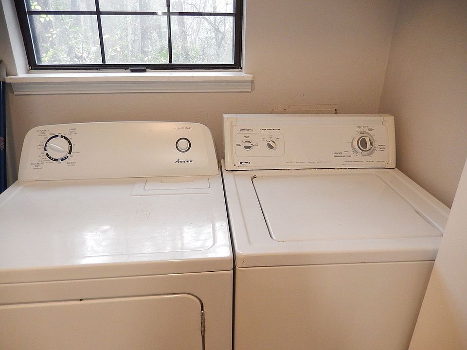 1st image of 2469 Raymond Diehl Rd