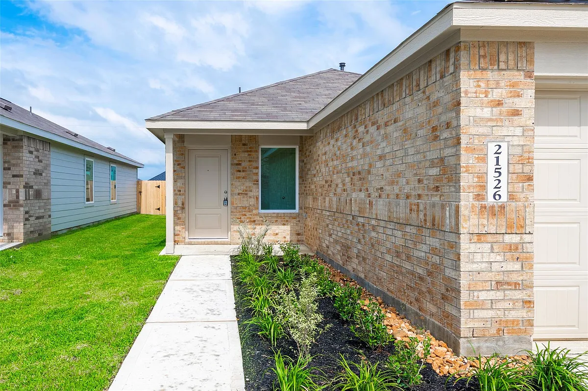 Building Photo - 21526 Willow River Canyon Ln