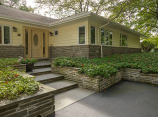 40 Eaton Rd, Watchung, NJ 07069