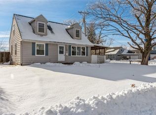 759 43rd St NE, Cedar Rapids, IA 52402