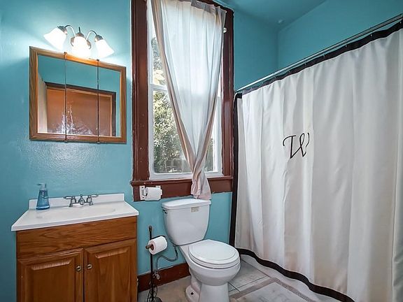 5th image of 2427 Onzaga St