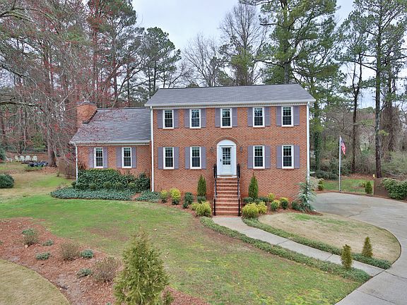 2nd image of 1005 Millridge Ln SE