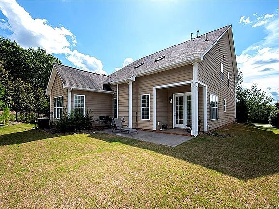 5th image of 1013 Hamil Ridge Dr
