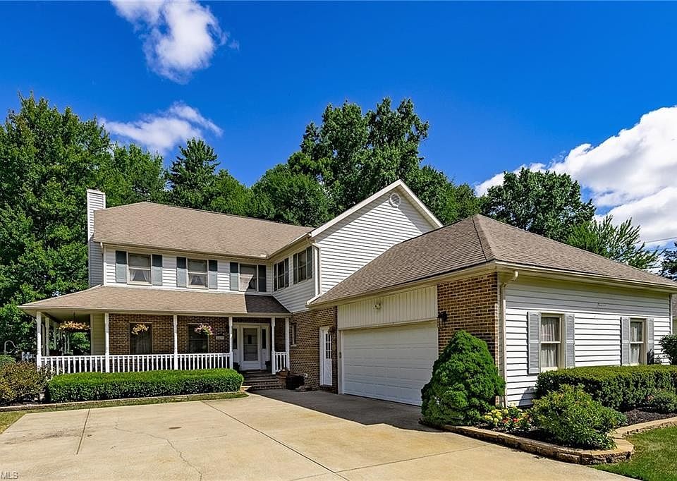 1st image of 4483 Whitehall Dr