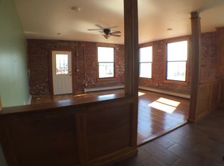 18 Bank St, New London, CT 06320